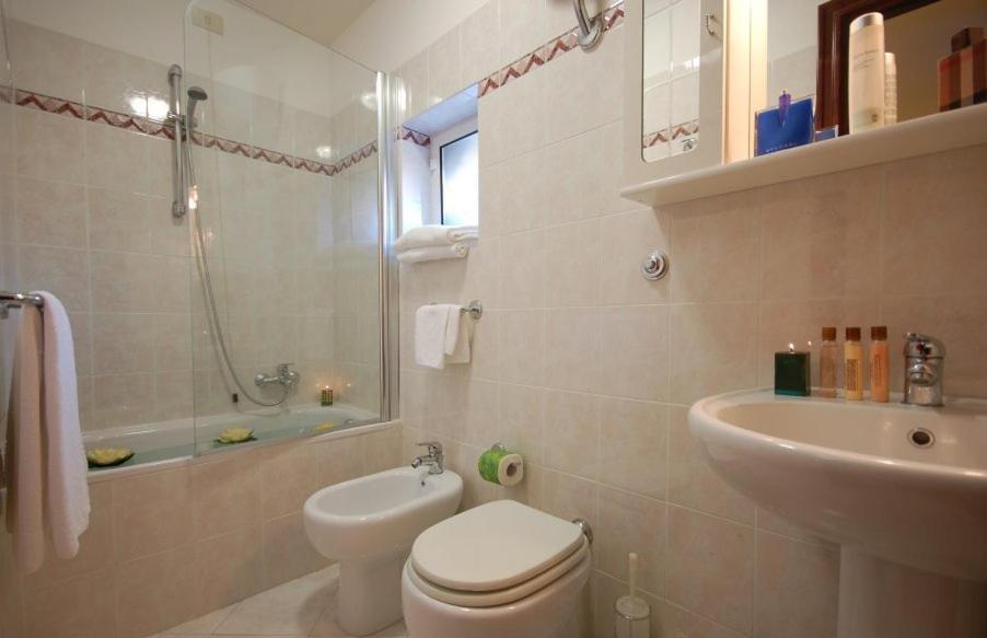 Apartahotel Vatican 3*